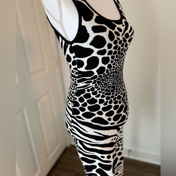 Michael Kors Cow Print Dress - Picture 4 of 4